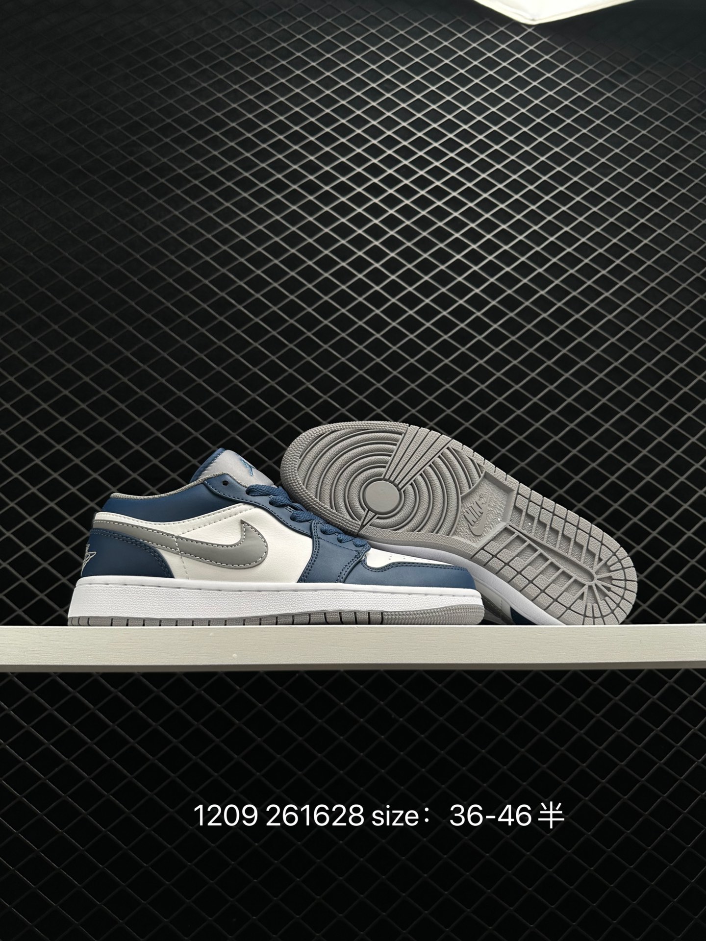 Air Jordan 1 Low AJ1